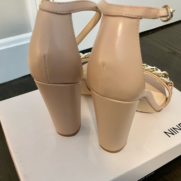 EUC Nine West Block Heel Sandals - Picture 4 of 4